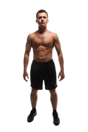 ćwiczenia na brzuch, klatkę, biceps, nogi, ćwiczenia w domu