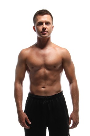 ćwiczenia na brzuch, klatkę, biceps, nogi, ćwiczenia w domu